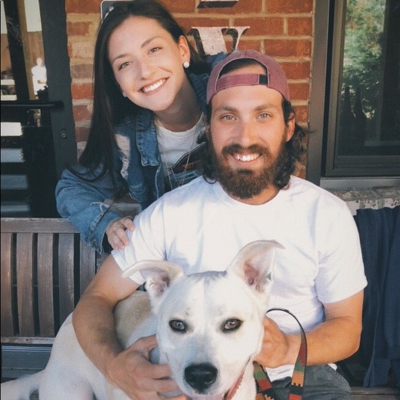 HELLO, I’m Angela! 🌻 - Picture 1 of 12